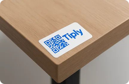 Наклейка на столе